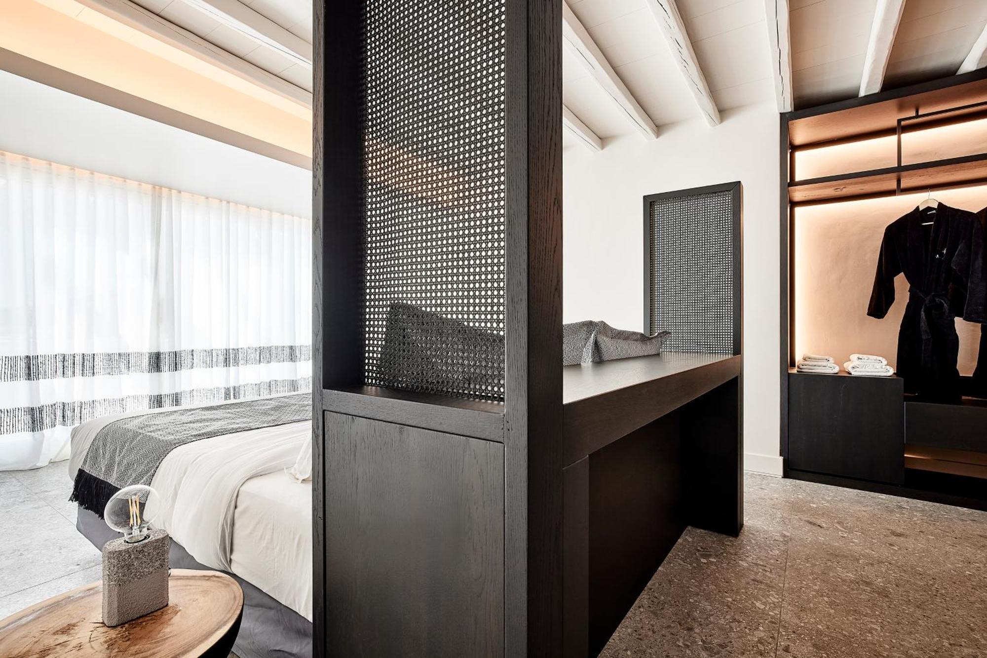 Amazon Mykonos Suites & Spa Agios Ioannis Diakoftis Extérieur photo